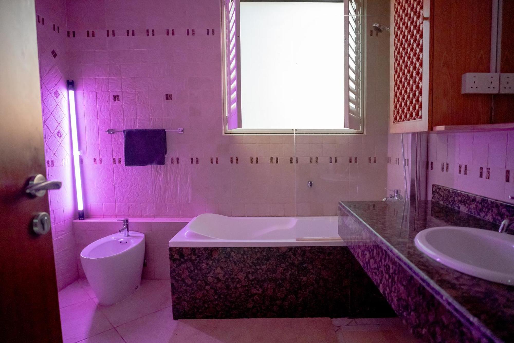Berloga Capsule Jbr Otel Dubai Dış mekan fotoğraf