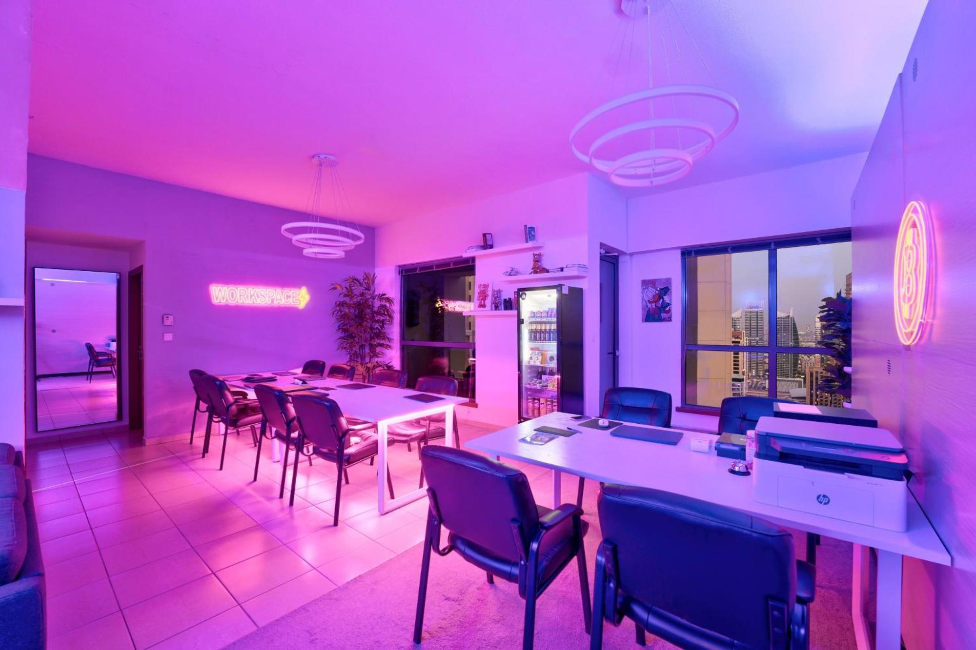 Berloga Capsule Jbr Otel Dubai Dış mekan fotoğraf