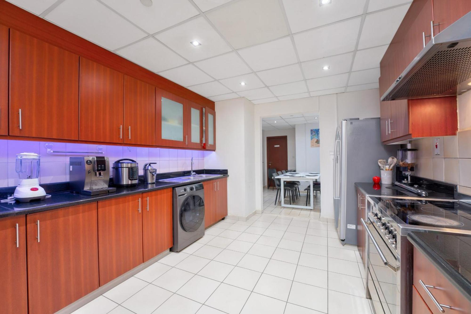 Berloga Capsule Jbr Otel Dubai Dış mekan fotoğraf